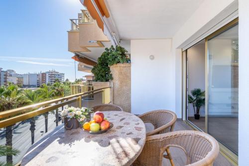 Terraza grande en apartamento turístico en Salou